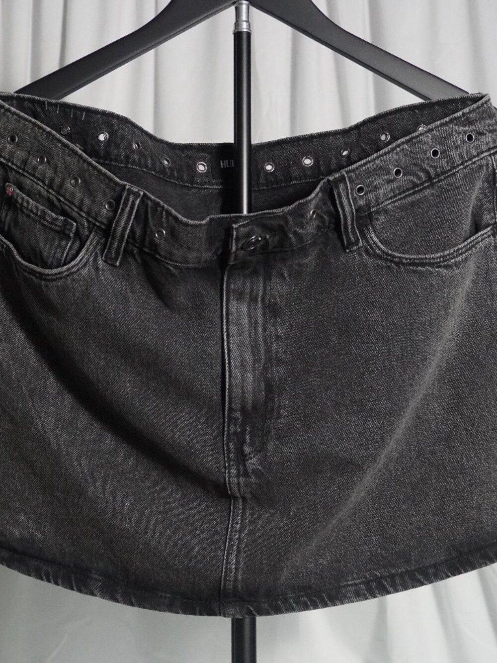 Hudson Jeans Mini Skirt Size 32 Black Gray Wash Studded Waist Denim NWT